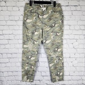 NWT YMI Size L Camo Jogger Syle Jeans